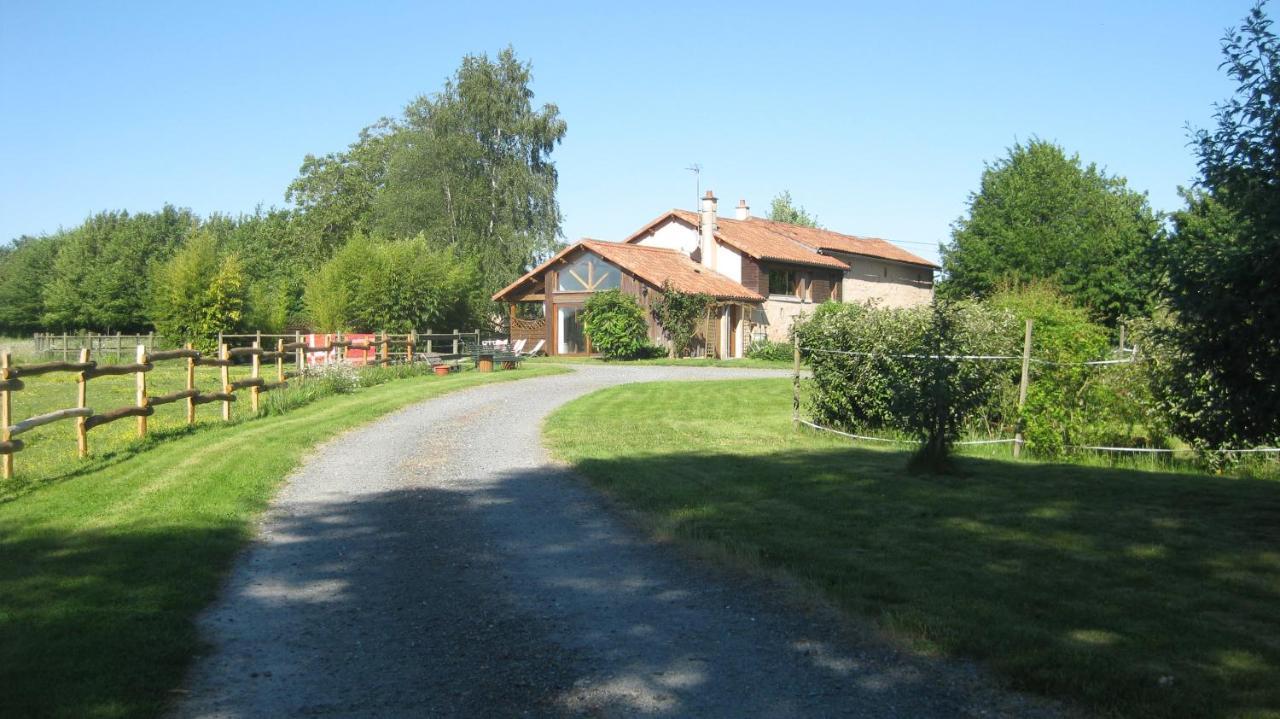 Les Croisettes Bed and Breakfast Le Pin  Exteriör bild